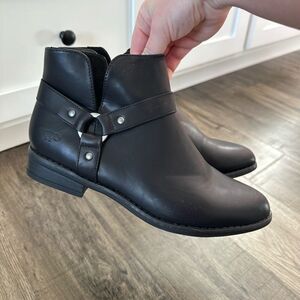 Rocket Dog black Ankle Booties women’s 9.5